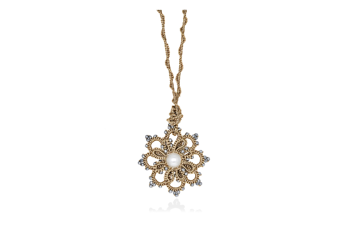 Rosette lace pendant, gold silver
