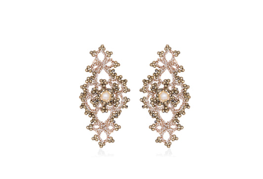 Grace lace earrings, ecru gold