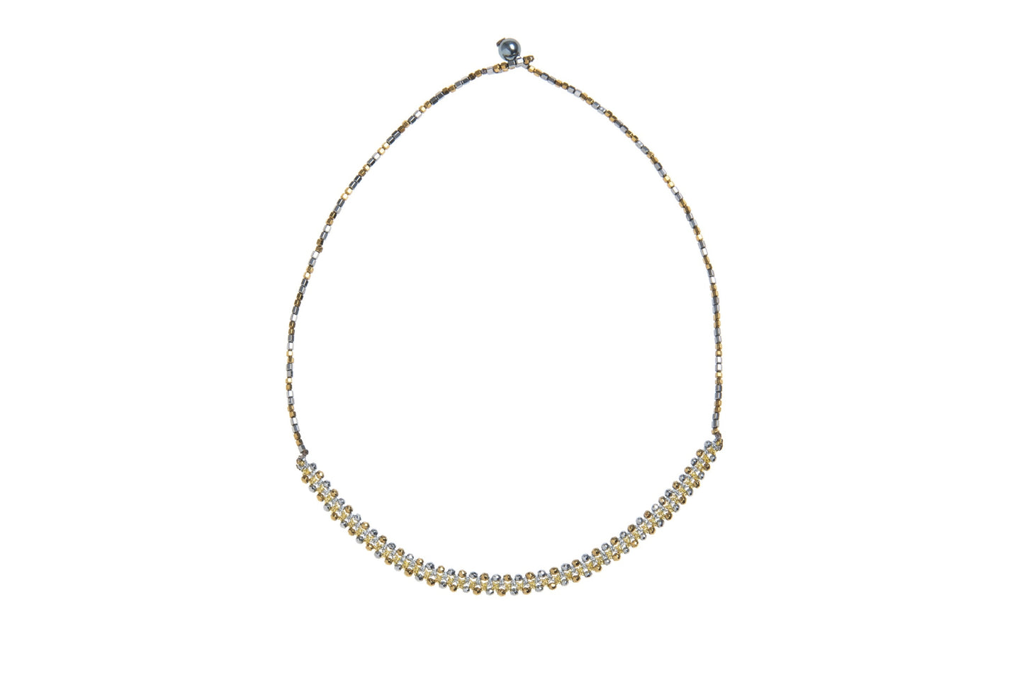 Tennis handcrafted lace necklace in white backround