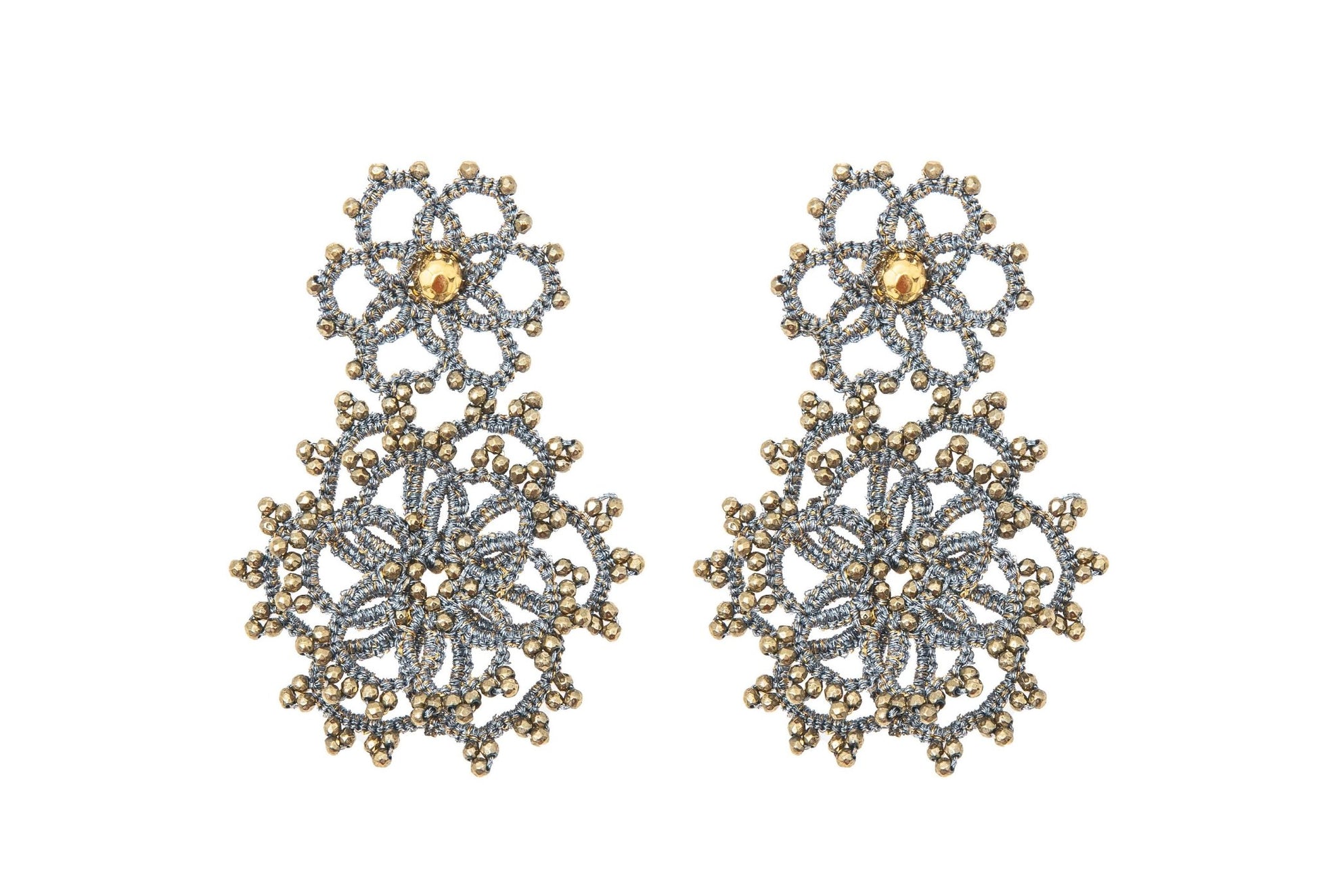 Bloom lace earrings, dark grey gold close up