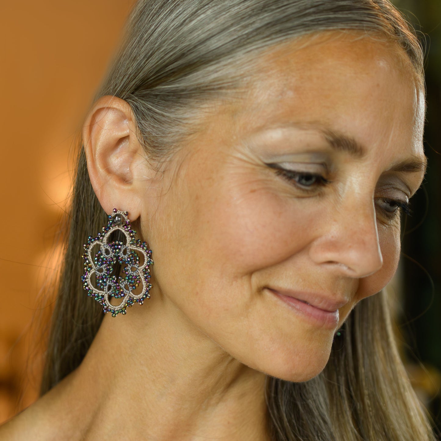 Flower bi-tone lace earrings, black nude bronze