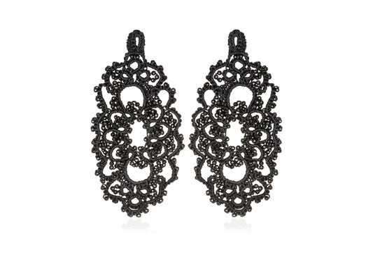 Iris lace earrings, black